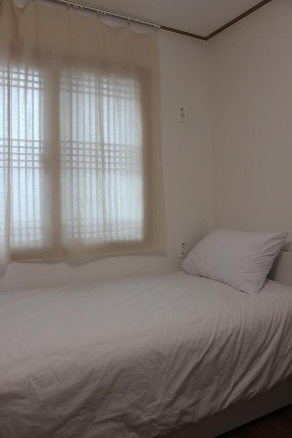Hostel Jl In Chung-Jeong Seul Esterno foto
