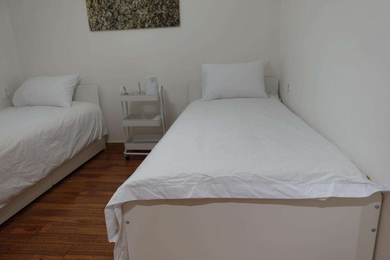 Hostel Jl In Chung-Jeong Seul Esterno foto