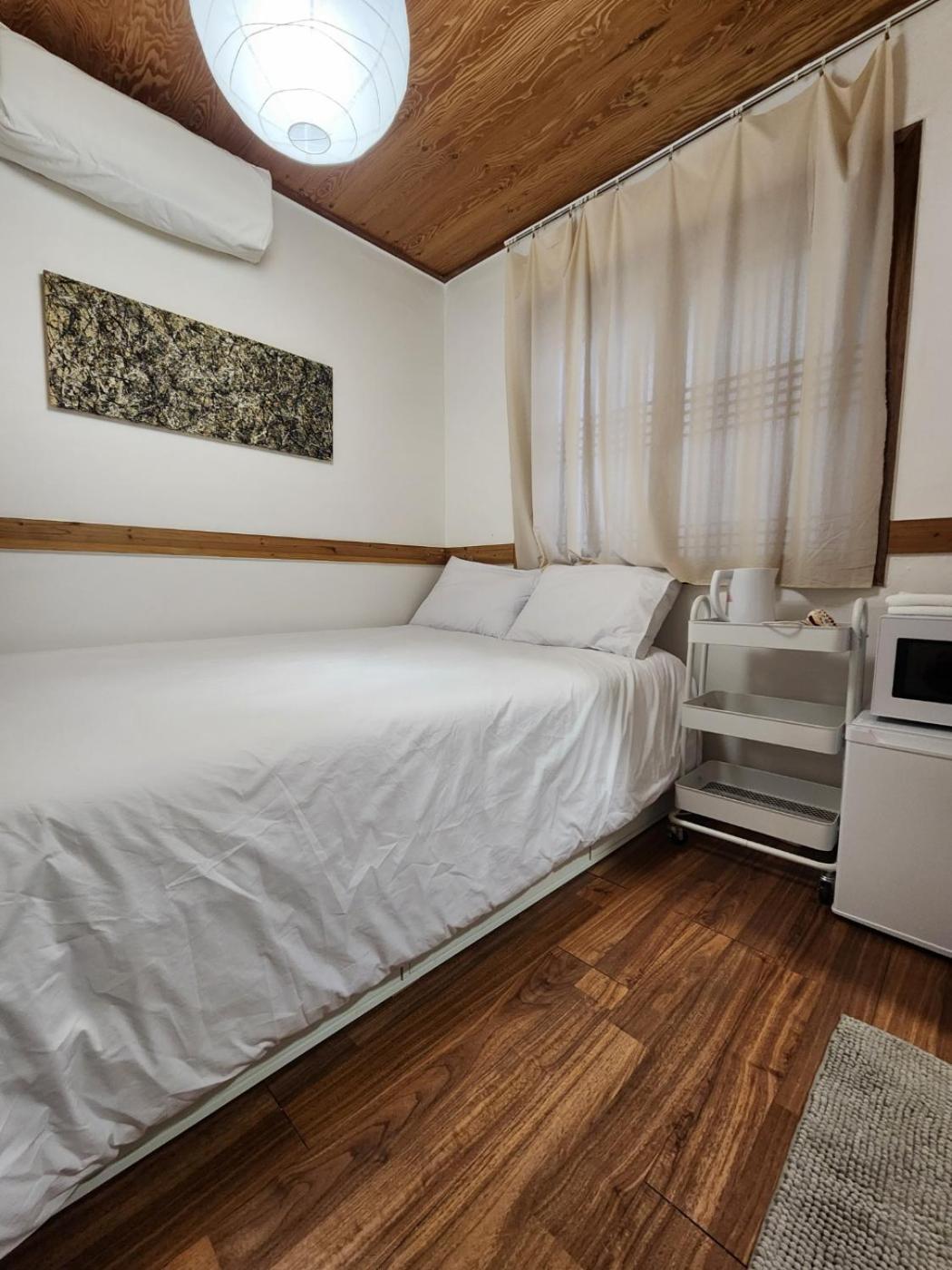 Hostel Jl In Chung-Jeong Seul Esterno foto